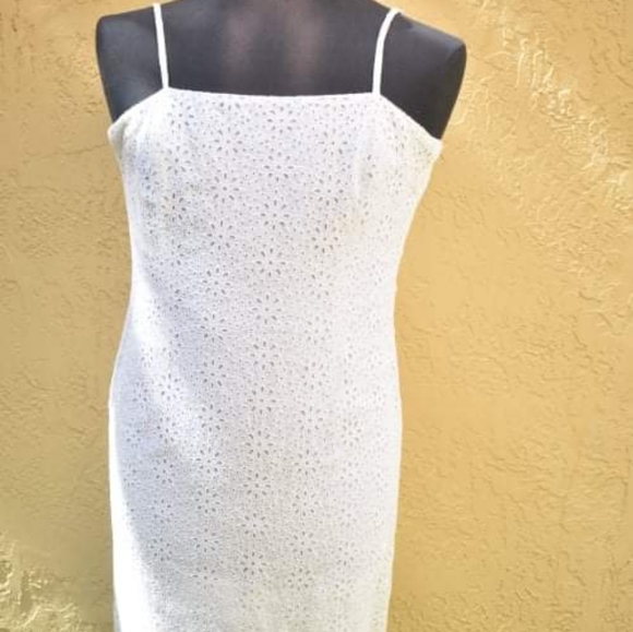 Clothes - Picture 6 of 14